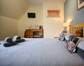King Size Double rooms with Freeview tv at our Portree Bed and Breakfast