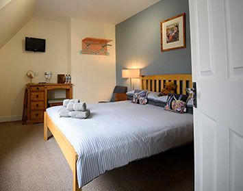 King Size Double beds with Freeview TV and WIFI